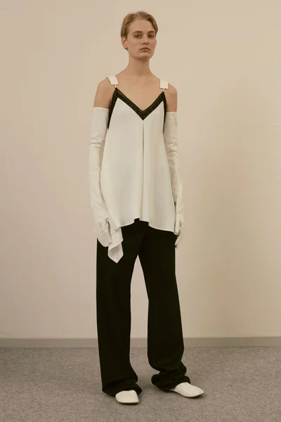 Look 28